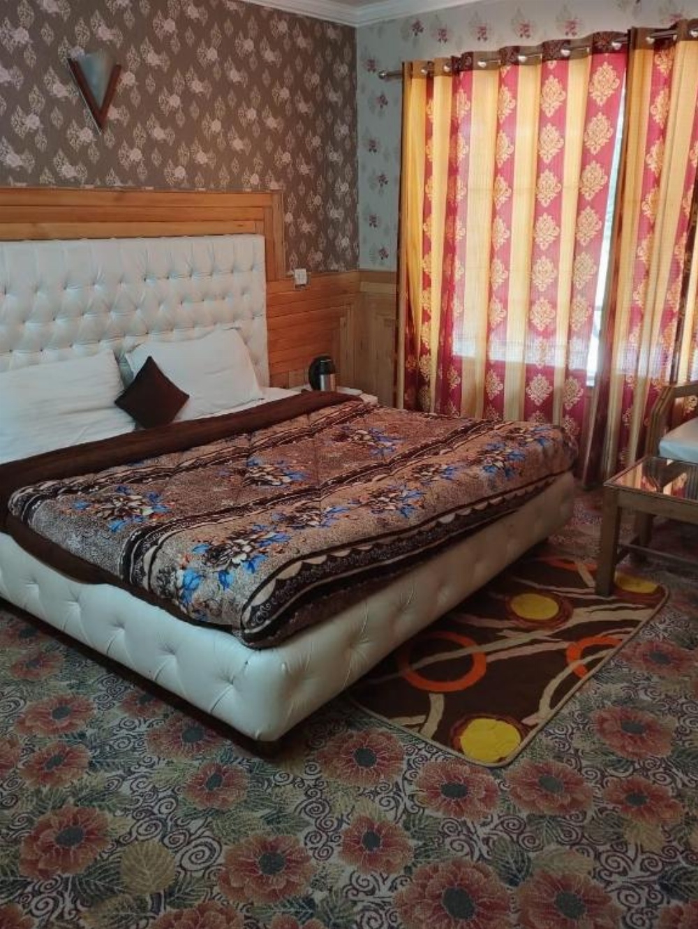 Room image 2